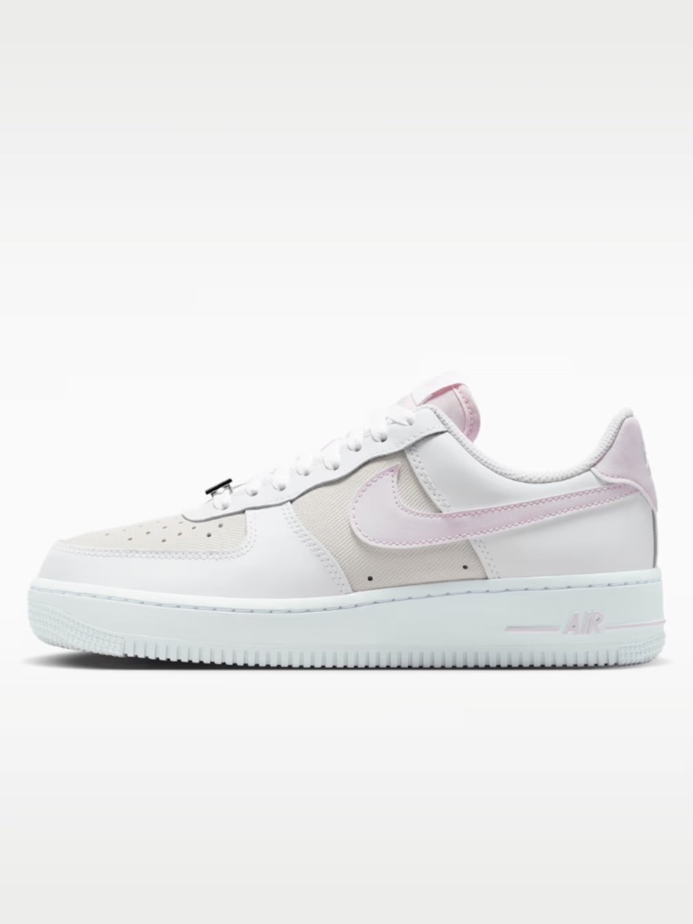 NIB Nike Air Force 1 '07 SE White Lilac Women Shoes size 6